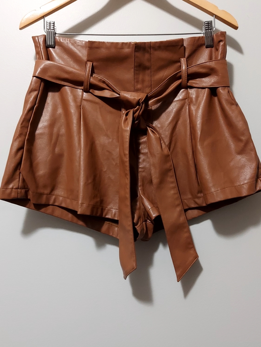 Vici Brown Faux Leather Paper Bag Tie Waist Shorts Size L